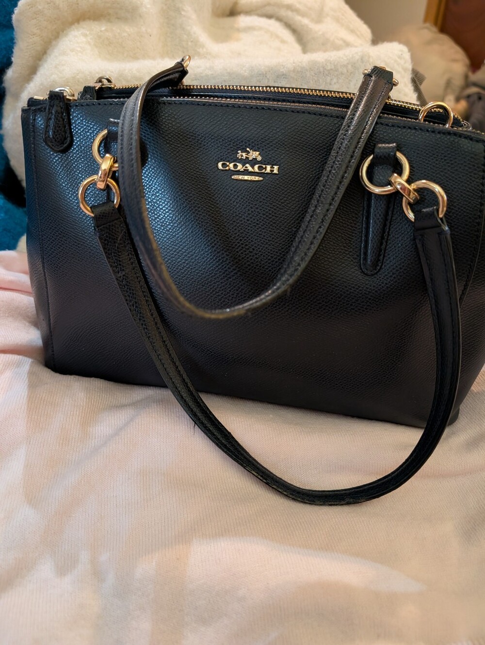 Vintage Coach Black Pebbled Leather Shoulder Bag with Gold Hardware